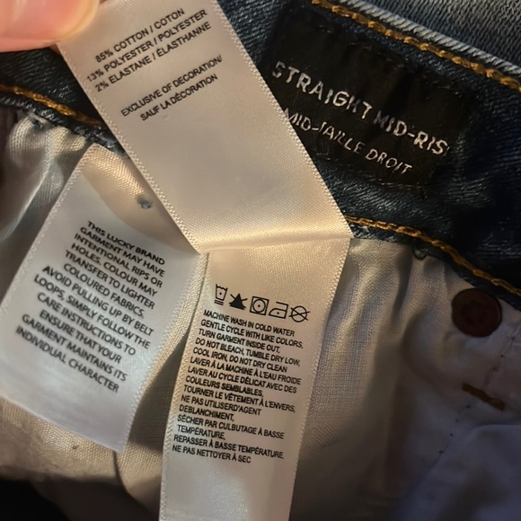 Never worn Lucky Brand Straight Mid-Rise Jeans Size 4/27 Light Wash - Picture 8 of 8